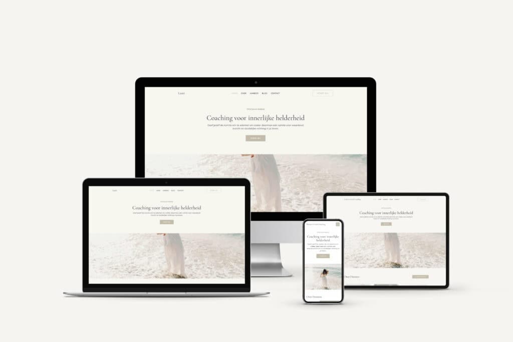 Website weergave op verschillende apparaten voor coaching voor innerlijke kracht.