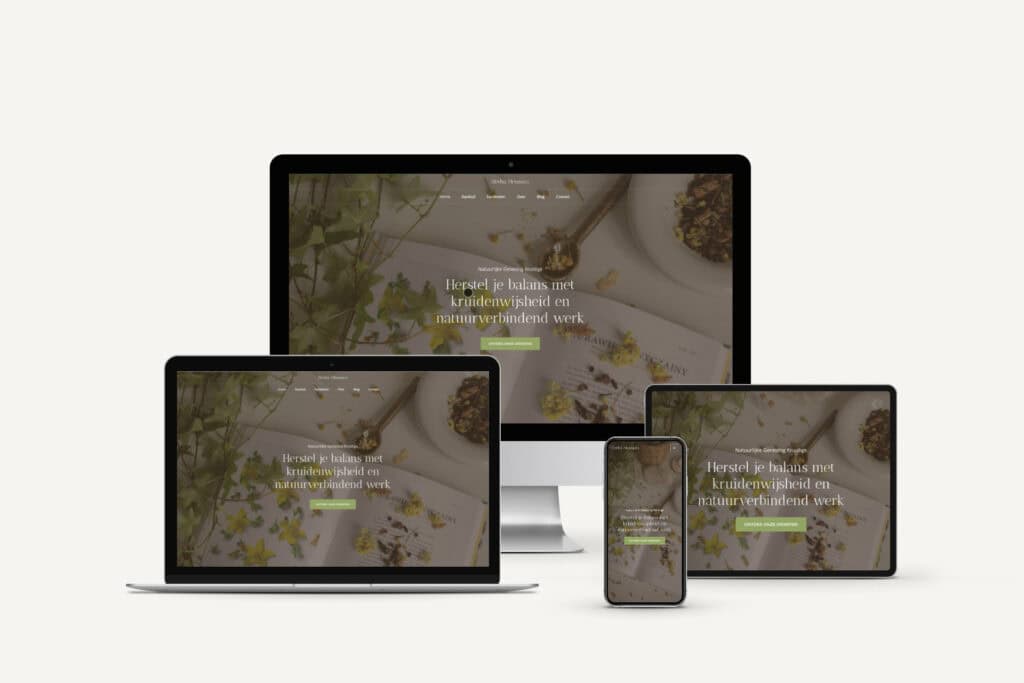 Website ontwerp voor Flourish Online met focus op puur en natuurlijk.